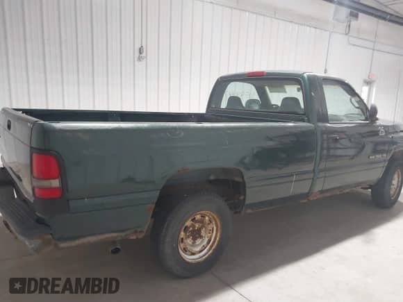 2000 Dodge 1500 Work Special с VIN 1B7HC16XXYS595802, выставлен на аукционе IAAI как лот 41389779 с пробегом 88 323 миль миль и . История ставок и продаж доступна на DreamBid. Изображение 4.