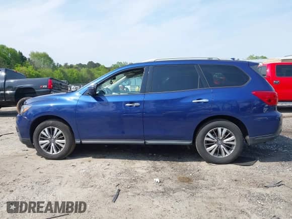 2019 Nissan Pathfinder SL with VIN 5N1DR2MM0KC577690, listed as a IAAI auction lot 42041700 with 133,392 mi miles and . Bid and sale history available at DreamBid. Image 14.