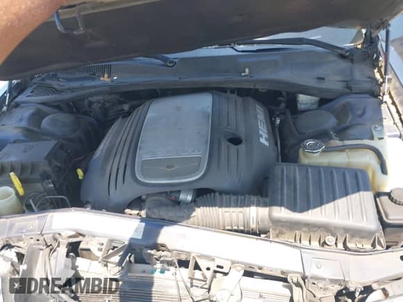 2006 Chrysler 300 C with VIN 2C3KA63H36H489707, listed as a IAAI auction lot 42786947 with 163,909 mi miles and . Bid and sale history available at DreamBid. Image 10.