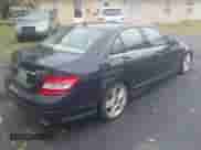 2011 Mercedes-Benz C 300 Sport z VIN WDDGF8BB6BR145896, wystawiony jako Copart lot #84426195 z przebiegiem 113 547 mil mil oraz Czysty tytuł • Clean title. Historia ofert i sprzedaży dostępna na DreamBid. Obrazek 4.