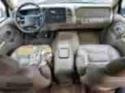 1999 Chevrolet Suburban с VIN 3GNEC16R9XG186868, выставлен на аукционе Copart как лот 67145805 с пробегом 296 144 миль миль и Списание • Salvage title. История ставок и продаж доступна на DreamBid. Изображение 8.