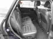 2016 Kia Sorento EX z VIN 5XYPHDA51GG111685, wystawiony jako IAAI lot #42701031 z przebiegiem 121 605 mil mil oraz . Historia ofert i sprzedaży dostępna na DreamBid. Obrazek 8.