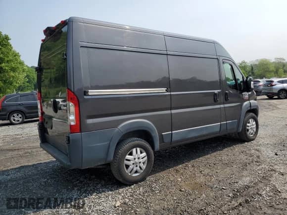 2018 Ram ProMaster Cargo z VIN 3C6TRVCG9JE124891, wystawiony jako Copart lot #58913345 z przebiegiem 89 285 mil mil oraz Szkoda całkowita • Salvage title. Historia ofert i sprzedaży dostępna na DreamBid. Obrazek 3.
