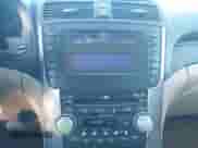 2006 Acura TL z VIN 19UUA66296A039068, wystawiony jako IAAI lot #43447730 z przebiegiem 236 011 mil mil oraz . Historia ofert i sprzedaży dostępna na DreamBid. Obrazek 14.