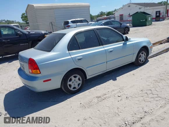 2005 Hyundai Accent GLS с VIN KMHCG45C55U614718, выставлен на аукционе IAAI как лот 41787587 с пробегом 135 448 миль миль и . История ставок и продаж доступна на DreamBid. Изображение 4.