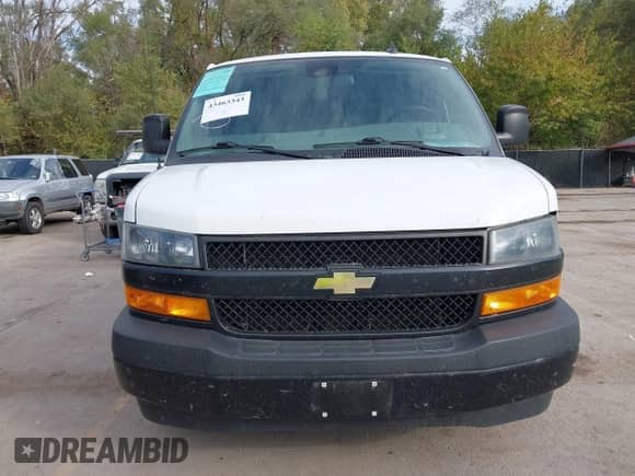 2020 Chevrolet Express Cargo с VIN 1GCWGAFG3L1252632, выставлен на аукционе IAAI как лот 43463343 с пробегом 96 710 миль миль и . История ставок и продаж доступна на DreamBid. Изображение 13.
