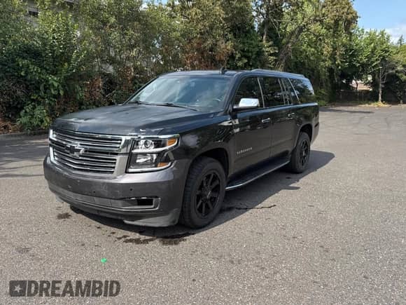 2017 Chevrolet Suburban Premier с VIN 1GNSKJKC9HR217982, выставлен на аукционе Copart как лот 81116585 с пробегом 126 991 миль миль и Списание • Salvage title. История ставок и продаж доступна на DreamBid. Изображение 2.