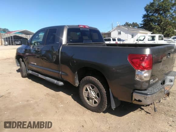 2007 Toyota Tundra SR5 с VIN 5TBRT54117S450030, выставлен на аукционе IAAI как лот 43374640 с пробегом Не указан миль и . История ставок и продаж доступна на DreamBid. Изображение 3.