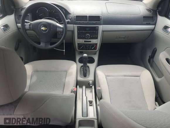 2010 Chevrolet Cobalt LS с VIN 1G1AB5F51A7211370, выставлен на аукционе Copart как лот 71101335 с пробегом 171 735 миль миль и Чистый • Clean title. История ставок и продаж доступна на DreamBid. Изображение 8.