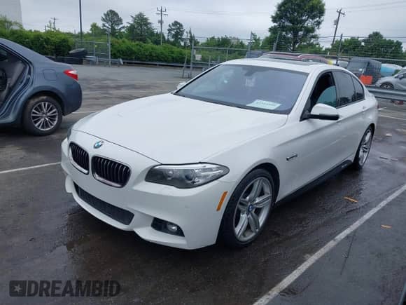2014 BMW 5 Series 535d with VIN WBAXA5C53ED690727, listed as a IAAI auction lot 42344800 with 128,153 mi miles and . Bid and sale history available at DreamBid. Image 17.