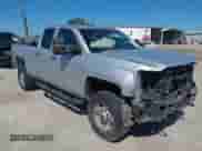 2016 Chevrolet Silverado 2500HD Work Truck z VIN 1GC2KUEG0GZ321171, wystawiony jako IAAI lot #42030973 z przebiegiem 202 173 mil mil oraz . Historia ofert i sprzedaży dostępna na DreamBid. Obrazek 1.