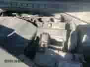 2017 Kia Sorento LX z VIN 5XYPG4A5XHG307127, wystawiony jako Copart lot #85592015 z przebiegiem 124 459 mil mil oraz Szkoda całkowita • Salvage title. Historia ofert i sprzedaży dostępna na DreamBid. Obrazek 17.