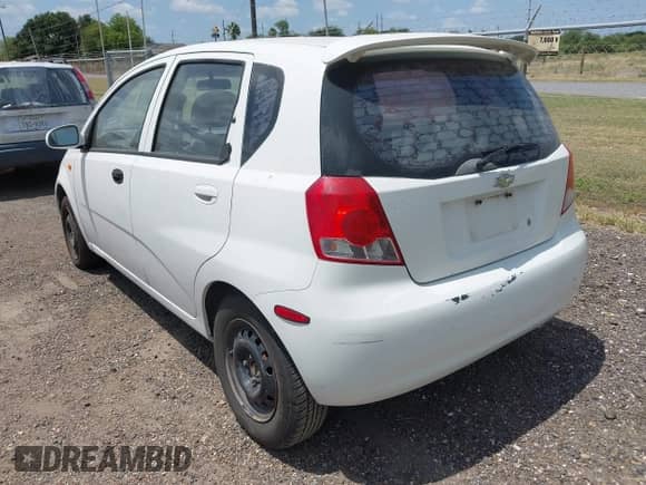 2004 Chevrolet Aveo z VIN KL1TD62624B185398, wystawiony jako IAAI lot #42951006 z przebiegiem Nie podano mil oraz . Historia ofert i sprzedaży dostępna na DreamBid. Obrazek 3.