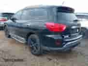 2017 Nissan Pathfinder SL z VIN 5N1DR2MM7HC667864, wystawiony jako IAAI lot #41219528 z przebiegiem 127 240 mil mil oraz . Historia ofert i sprzedaży dostępna na DreamBid. Obrazek 3.