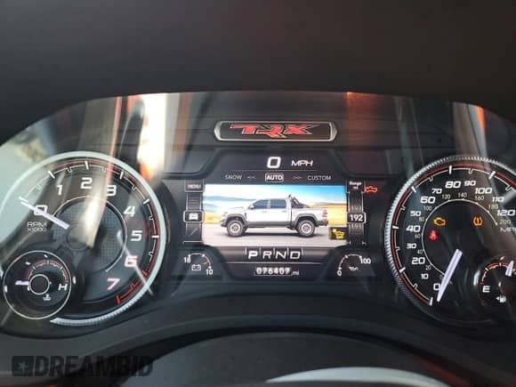 2022 Ram 1500 TRX z VIN 1C6SRFU96NN151419, wystawiony jako Copart lot #70125925 z przebiegiem 76 407 mil mil oraz Szkoda całkowita • Salvage title. Historia ofert i sprzedaży dostępna na DreamBid. Obrazek 9.