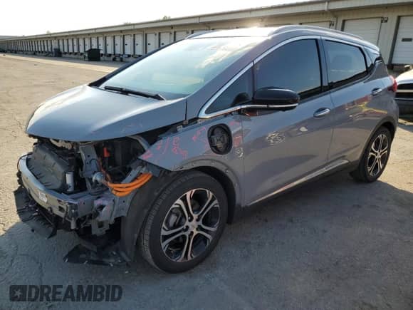 2020 Chevrolet Bolt EV Premier с VIN 1G1FZ6S05L4136257, выставлен на аукционе Copart как лот 55837195 с пробегом 66 248 миль миль и Списание • Salvage title. История ставок и продаж доступна на DreamBid. Изображение 1.