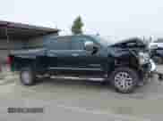 2016 Chevrolet Silverado 2500HD LTZ z VIN 1GC1KWE81GF192150, wystawiony jako IAAI lot #43063029 z przebiegiem 187 523 mil mil oraz . Historia ofert i sprzedaży dostępna na DreamBid. Obrazek 13.