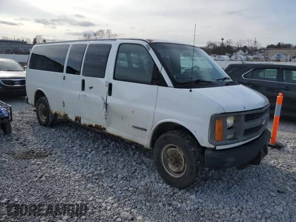 2002 Chevrolet City Express Cargo z VIN 1GNHG39R821139699, wystawiony jako Copart lot #44139865 z przebiegiem 494 711 mil mil oraz Szkoda całkowita • Salvage title. Historia ofert i sprzedaży dostępna na DreamBid. Obrazek 4.