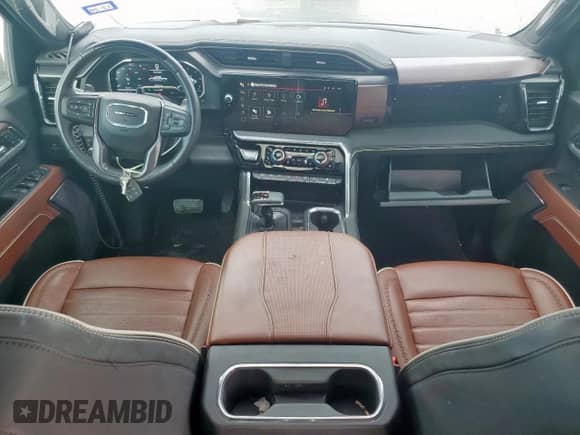 2024 GMC Sierra 1500 Denali Ultimate with VIN 1GTUUHEL3RZ375736, listed as a Copart auction lot 68845355 with 26,022 mi miles and Salvage title. Bid and sale history available at DreamBid. Image 8.