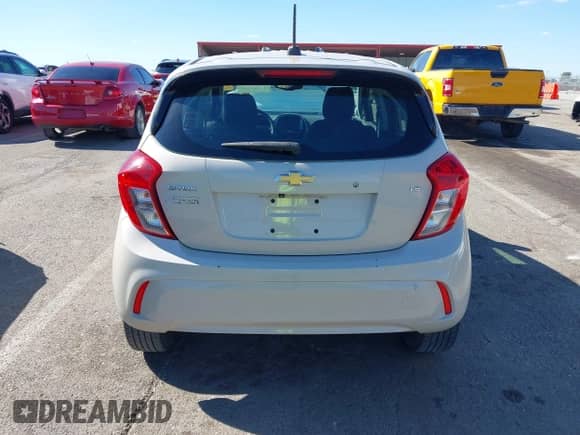 2016 Chevrolet Spark LS z VIN KL8CB6SA2GC569207, wystawiony jako IAAI lot #43328567 z przebiegiem 65 625 mil mil oraz . Historia ofert i sprzedaży dostępna na DreamBid. Obrazek 16.