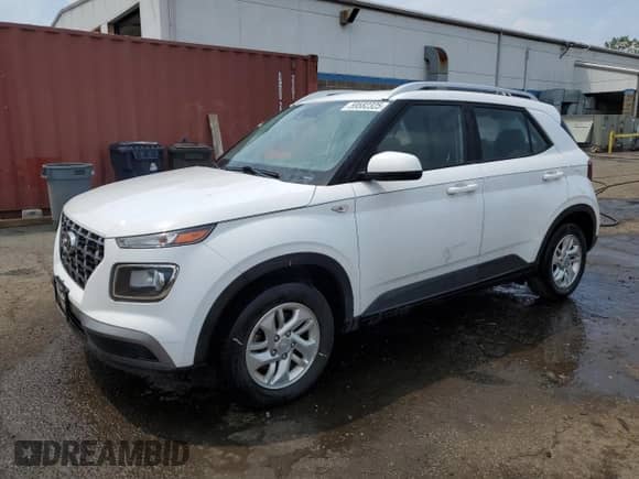 2020 Hyundai Venue SEL with VIN KMHRC8A36LU041361, listed as a Copart auction lot 59582325 with Not provided miles and Salvage title. Bid and sale history available at DreamBid. Image 1.