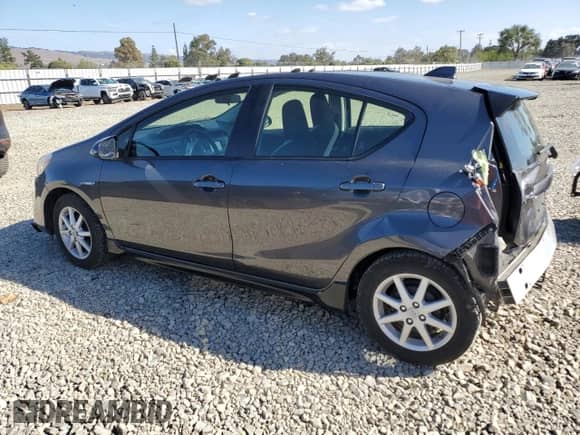 2017 Toyota Prius One with VIN JTDKDTB33H1595714, listed as a Copart auction lot 85646205 with 30,456 mi miles and Salvage title. Bid and sale history available at DreamBid. Image 2.