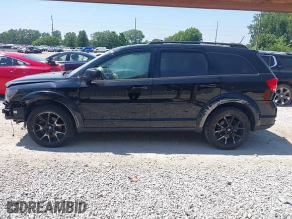 2018 Dodge Journey GT with VIN 3C4PDDEG7JT388946, listed as a IAAI auction lot 42800060 with 116,863 mi miles and . Bid and sale history available at DreamBid. Image 15.