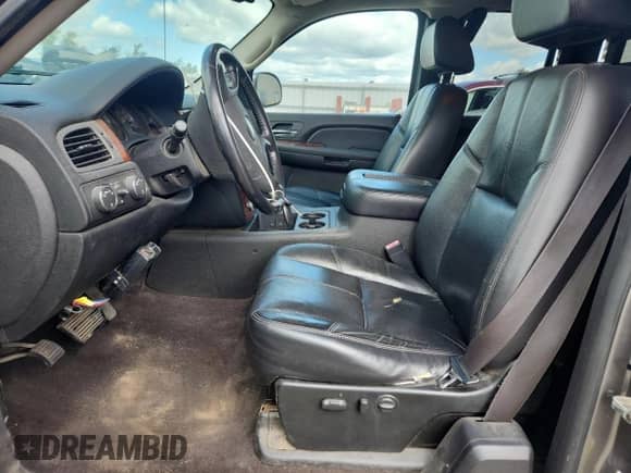 2009 Chevrolet Silverado 1500 LTZ с VIN 1GCEK39019Z156660, выставлен на аукционе Copart как лот 71166145 с пробегом 234 970 миль миль и Чистый • Clean title. История ставок и продаж доступна на DreamBid. Изображение 7.
