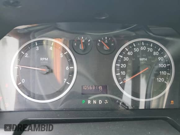 2011 Ram 1500 ST z VIN 3D7JB1EK3BG591640, wystawiony jako Copart lot #71615025 z przebiegiem 105 631 mil mil oraz Szkoda całkowita • Salvage title. Historia ofert i sprzedaży dostępna na DreamBid. Obrazek 9.