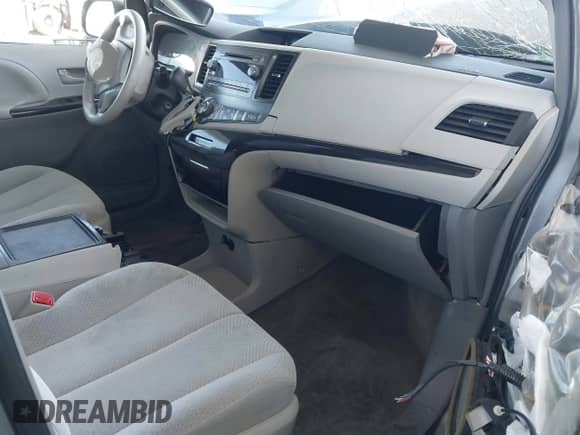 2013 Toyota Sienna LE AAS with VIN 5TDKK3DC2DS344974, listed as a IAAI auction lot 42560026 with 138,918 mi miles and . Bid and sale history available at DreamBid. Image 5.