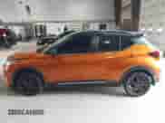 2024 Nissan Kicks SR с VIN 3N1CP5DVXRL537411, выставлен на аукционе IAAI как лот 43146445 с пробегом 15 740 миль миль и . История ставок и продаж доступна на DreamBid. Изображение 14.