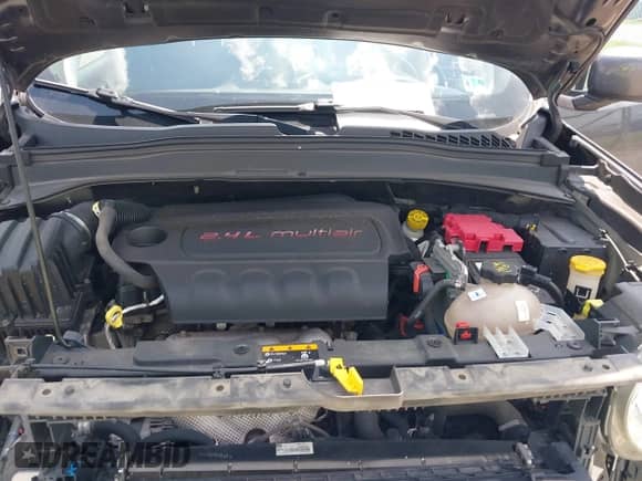 2018 Jeep Renegade Latitude с VIN ZACCJBBB6JPH95586, выставлен на аукционе IAAI как лот 42804469 с пробегом 108 863 миль миль и . История ставок и продаж доступна на DreamBid. Изображение 10.