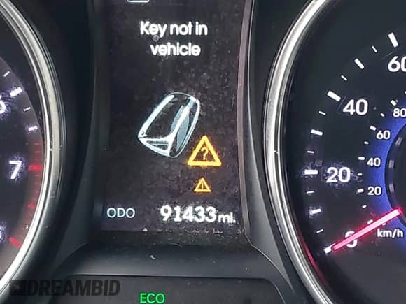 2015 Hyundai Santa Fe с VIN 5XYZU3LB8FG245108, выставлен на аукционе IAAI как лот 43286779 с пробегом 91 433 миль миль и . История ставок и продаж доступна на DreamBid. Изображение 16.