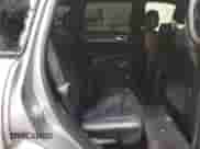 2016 Jeep Grand Cherokee SRT z VIN 1C4RJFDJ0GC489597, wystawiony jako Copart lot #56156995 z przebiegiem 103 987 mil mil oraz Szkoda całkowita • Salvage title. Historia ofert i sprzedaży dostępna na DreamBid. Obrazek 11.