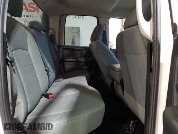 2018 Ram 1500 Express z VIN 1C6RR7FT8JS328478, wystawiony jako Copart lot #63734695 z przebiegiem 96 894 mil mil oraz Szkoda całkowita • Salvage title. Historia ofert i sprzedaży dostępna na DreamBid. Obrazek 10.