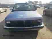1990 Dodge Dakota S with VIN 1B7GL26X6LS678184, listed as a Copart auction lot 43593305 with 210,259 mi miles and Salvage title. Bid and sale history available at DreamBid. Image 5.
