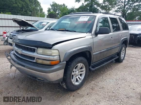 2000 Chevrolet Tahoe LT z VIN 1GNEK13T4YJ132641, wystawiony jako IAAI lot #42608716 z przebiegiem 159 189 mil mil oraz . Historia ofert i sprzedaży dostępna na DreamBid. Obrazek 2.