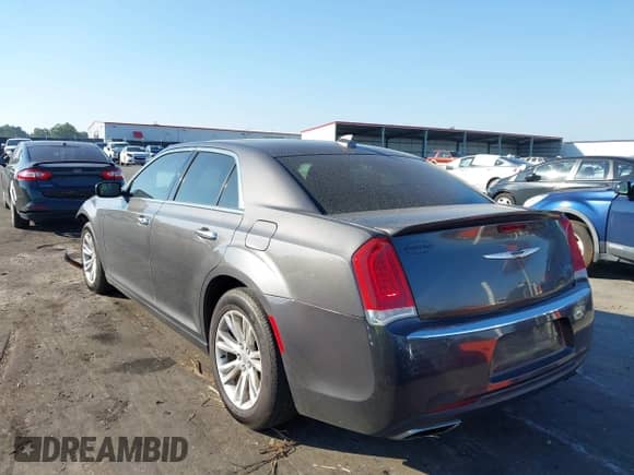 2016 Chrysler 300 C с VIN 2C3CCAEG2GH348411, выставлен на аукционе IAAI как лот 43237030 с пробегом 151 904 миль миль и . История ставок и продаж доступна на DreamBid. Изображение 3.