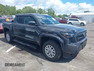 2024 Toyota Tacoma SR5 with VIN 3TMLB5JN7RM083886, listed as a IAAI auction lot 43073731 with 3,452 mi miles and . Bid and sale history available at DreamBid. Image 1.