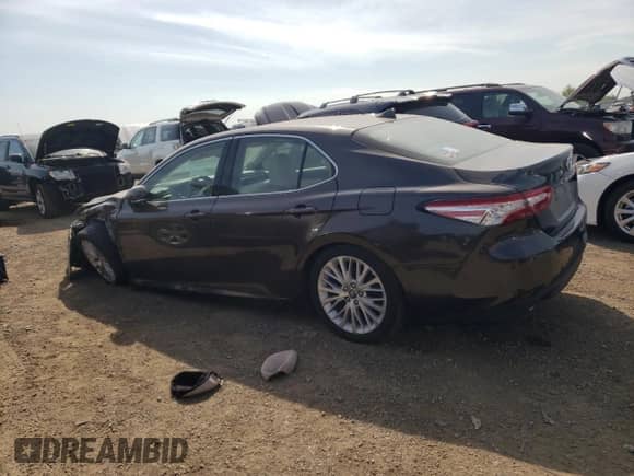 2019 Toyota Camry Hybrid LE с VIN 4T1B21HK5KU515467, выставлен на аукционе Copart как лот 72073055 с пробегом 22 717 миль миль и Списание • Salvage title. История ставок и продаж доступна на DreamBid. Изображение 2.