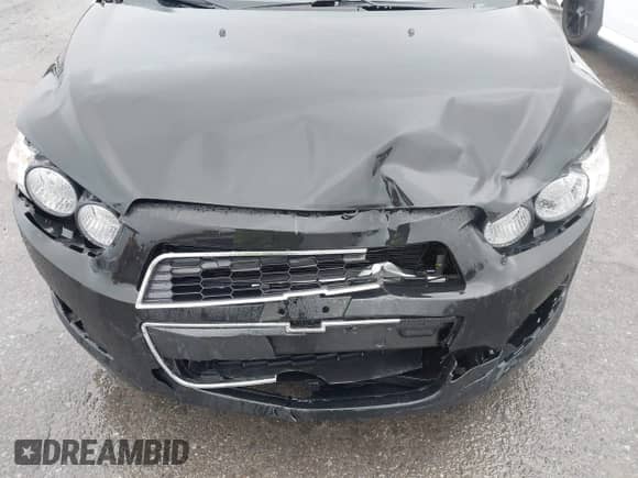 2013 Chevrolet Sonic LT с VIN 1G1JC5SH0D4167557, выставлен на аукционе IAAI как лот 43449749 с пробегом 96 216 миль миль и . История ставок и продаж доступна на DreamBid. Изображение 6.