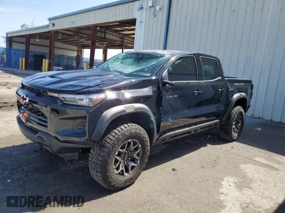 2025 Chevrolet Colorado 4WD ZR2 с VIN 1GCPTFEK7S1154768, выставлен на аукционе Copart как лот 53997315 с пробегом 341 миль миль и Списание • Salvage title. История ставок и продаж доступна на DreamBid. Изображение 1.