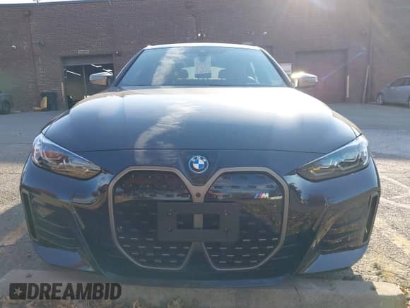 2024 BMW i4 M50 with VIN WBY33AW08RFS02160, listed as a IAAI auction lot 43517096 with 13,971 mi miles and . Bid and sale history available at DreamBid. Image 13.