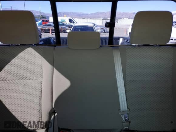 2012 Toyota Tundra с VIN 5TFRM5F15CX046296, выставлен на аукционе Copart как лот 83764565 с пробегом 129 264 миль миль и Списание • Salvage title. История ставок и продаж доступна на DreamBid. Изображение 10.