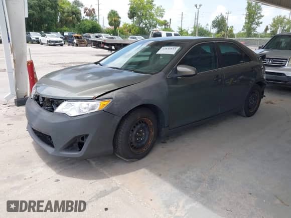 2012 Toyota Camry L z VIN 4T1BF1FKXCU590092, wystawiony jako IAAI lot #42836843 z przebiegiem 138 737 mil mil oraz . Historia ofert i sprzedaży dostępna na DreamBid. Obrazek 17.