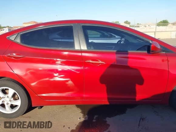 2014 Hyundai Elantra SE with VIN 5NPDH4AE1EH502747, listed as a IAAI auction lot 43322170 with 159,310 mi miles and . Bid and sale history available at DreamBid. Image 13.