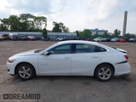 2021 Chevrolet Malibu LS z VIN 1G1ZB5ST3MF051221, wystawiony jako IAAI lot #42871901 z przebiegiem 133 772 mil mil oraz . Historia ofert i sprzedaży dostępna na DreamBid. Obrazek 14.