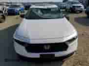 2024 Honda Accord Sport с VIN 1HGCY2F51RA010923, выставлен на аукционе Copart как лот 71099965 с пробегом 24 880 миль миль и Списание • Salvage title. История ставок и продаж доступна на DreamBid. Изображение 5.