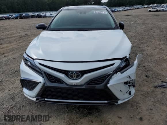 2022 Toyota Camry XSE with VIN 4T1K61BK7NU058131, listed as a Copart auction lot 64969525 with 30,216 mi miles and Salvage title. Bid and sale history available at DreamBid. Image 5.