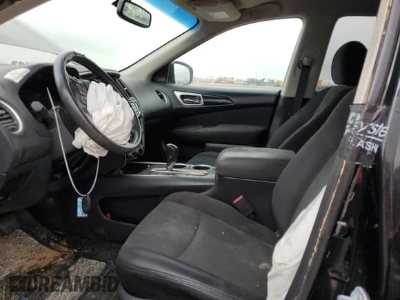 2015 Nissan Pathfinder S с VIN 5N1AR2MN0FC666421, выставлен на аукционе Copart как лот 49424155 с пробегом 156 302 миль миль и Списание • Salvage title. История ставок и продаж доступна на DreamBid. Изображение 7.